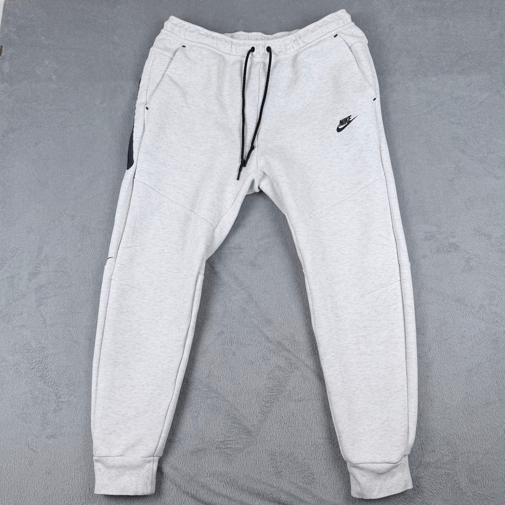Nike Tech Fleece Joggers Mens XL Light Grey Tapered Sweatpants HV0959-051